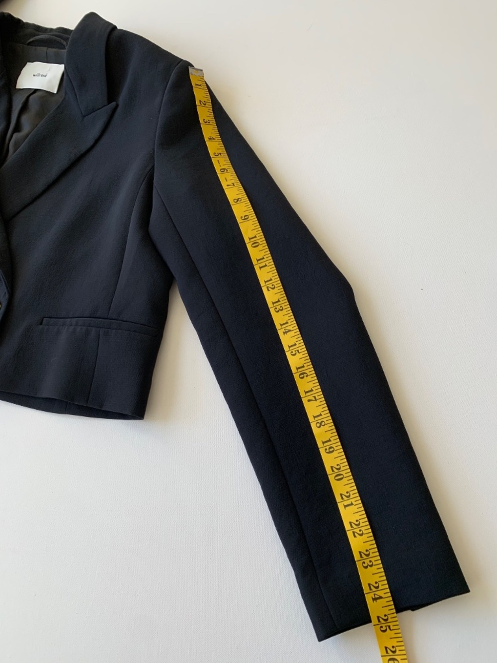 Aritzia Wilfred Cropped Navy Blazer Jacket Size 10 - Picture 6 of 8